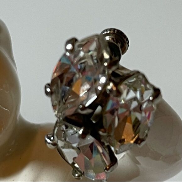 Sterling rhinestone vintage clip earrings - Picture 9 of 16